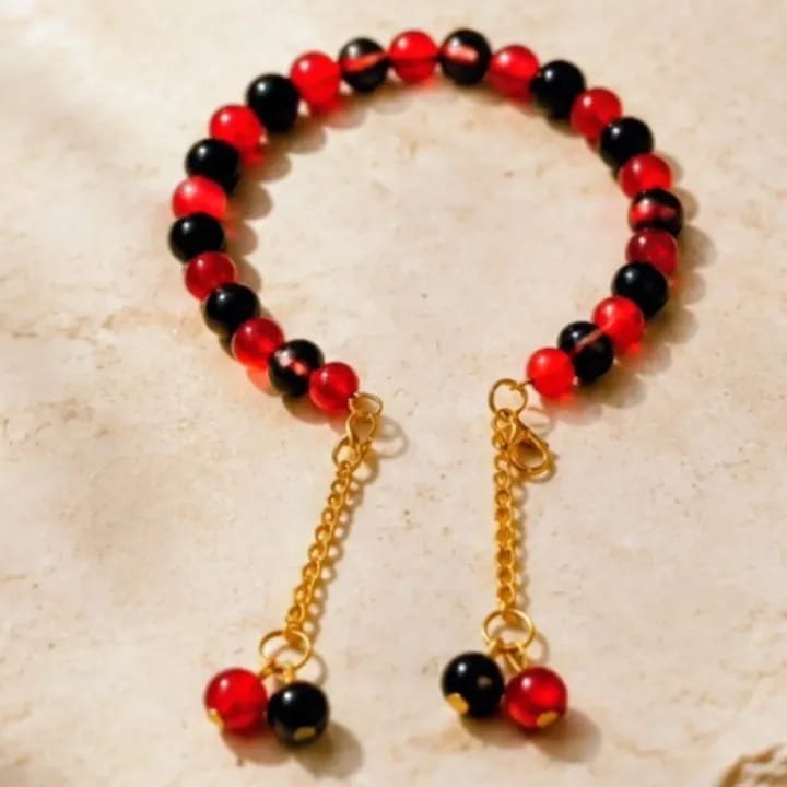 Red & Black Bead Dangle Bracelet